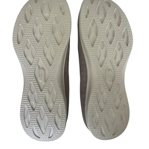 Skechers Women's Navy GO Step Lite Flats - Size 9 - Picture 4 of 5